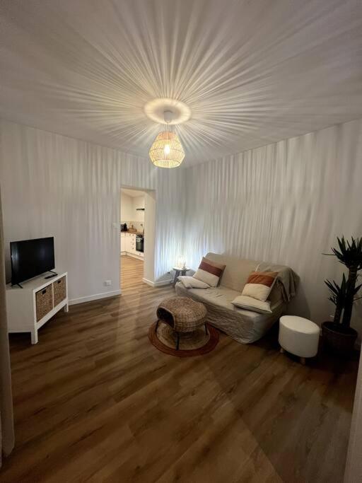 Jolie Maison Avec Courette Bourges Exterior foto