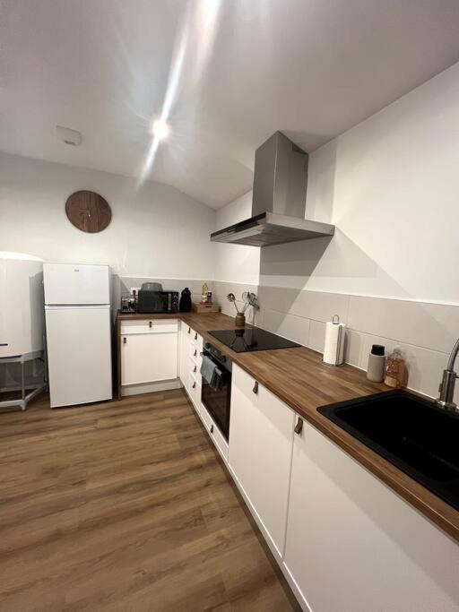 Jolie Maison Avec Courette Bourges Exterior foto